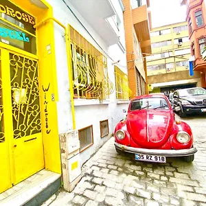 https://windrose-hostel.istanbul-turkeyhotels.com