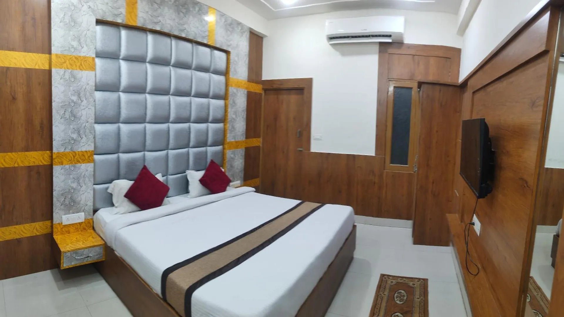 Bedweiser Backpackers Hostel Agra  0*, Agra (Uttar Pradesh)