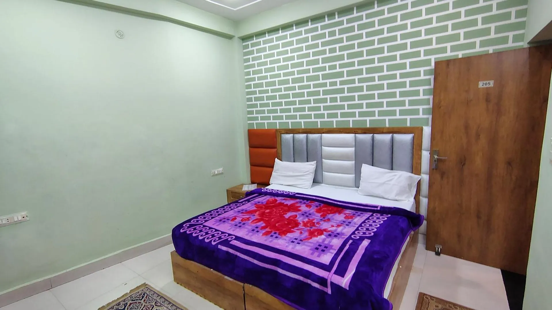 Bedweiser Backpackers Hostel Agra  0*, Agra (Uttar Pradesh)