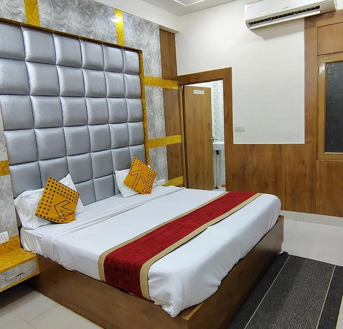 Bedweiser Backpackers Hostel Agra