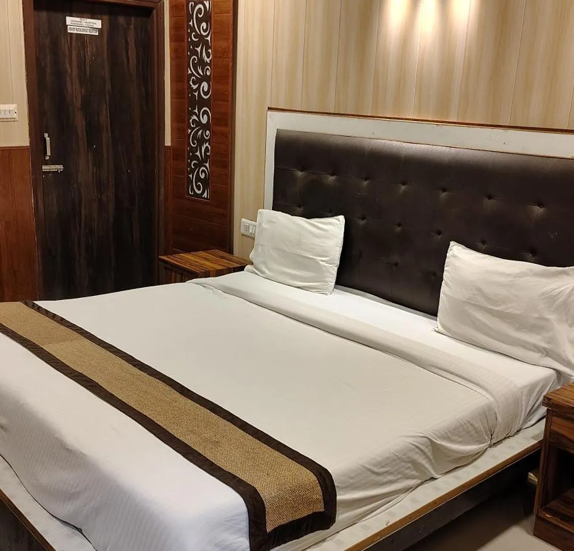 Bedweiser Backpackers Hostel Agra   Agra (Uttar Pradesh)